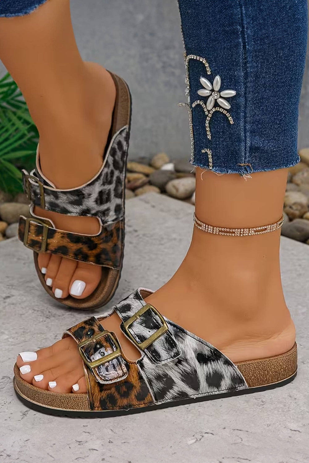 LDC Western Suede Rivet Hollow Out PU Leather Slip-on Shoes