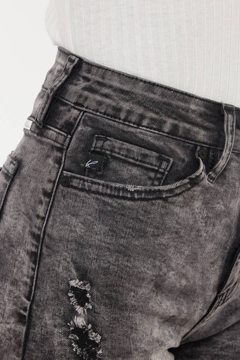 HIGH RISE FRAY HEM DENIM SHORTS